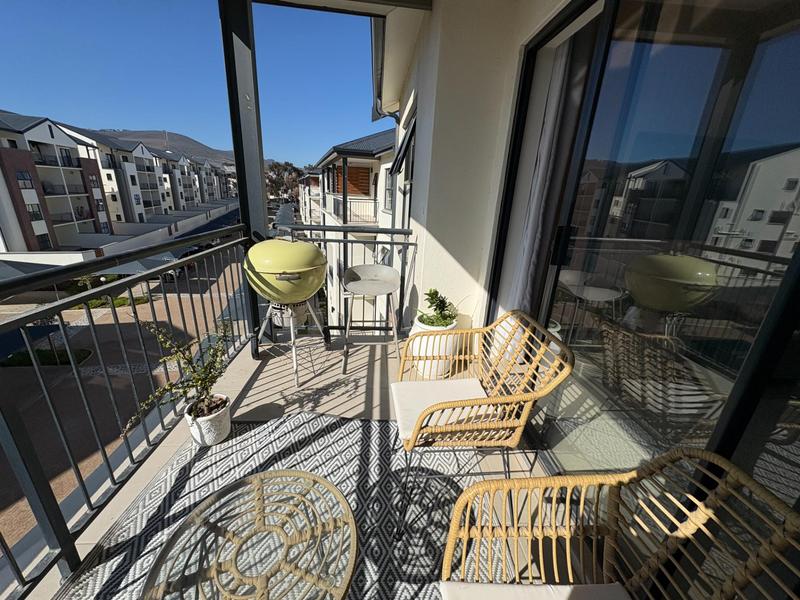 To Let 1 Bedroom Property for Rent in Richwood Western Cape